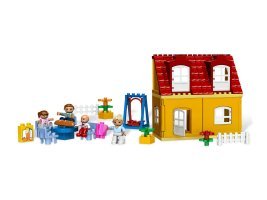 5639 - Family House