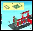 Istruzioni per la Costruzione - LEGO - 7945 - Fire Station: Page 25