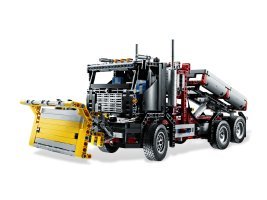 9397 - Logging Truck