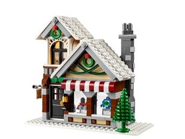 10249 - Winter Toy Shop