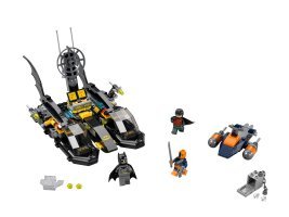 76034 - The Batboat Harbor Pursuit