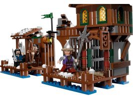 79013 - Lake-town Chase